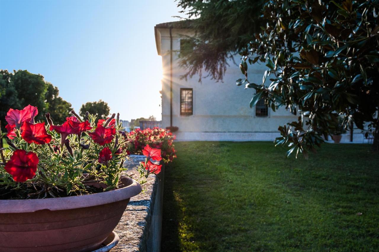 Villa Conti Bassanese Monticello Conte Otto ภายนอก รูปภาพ